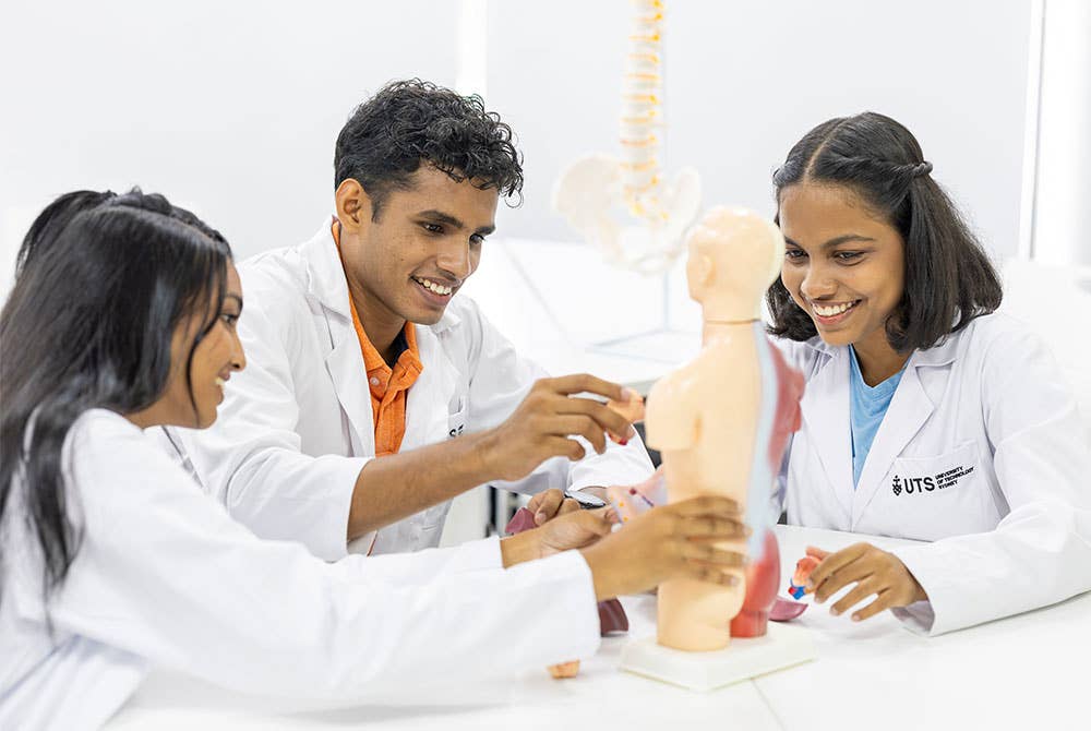 Why start your science studies at UTS College Sri Lanka?